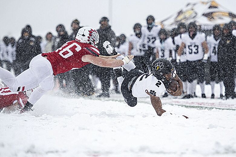 Tigers move to final on snowbound win